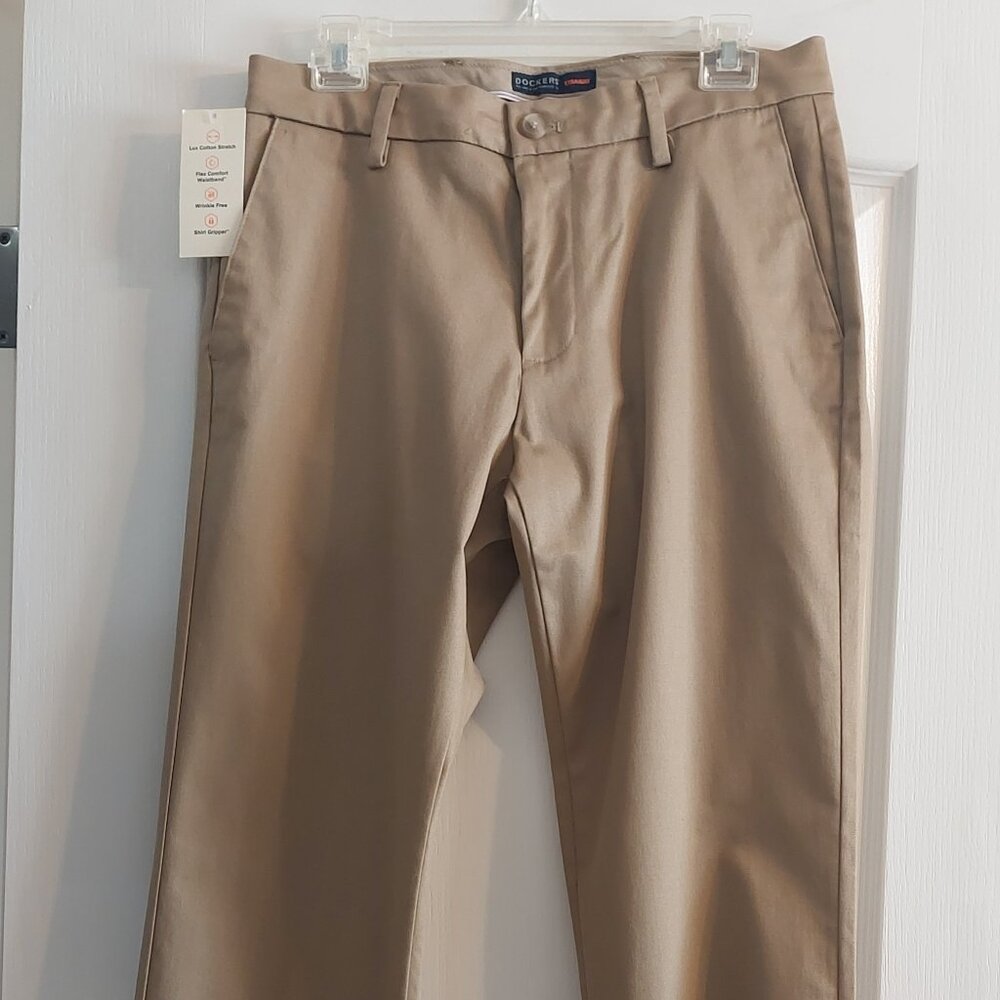 Dockers NEW Khaki Men's Pants Straight Fit Sz 31 X 32